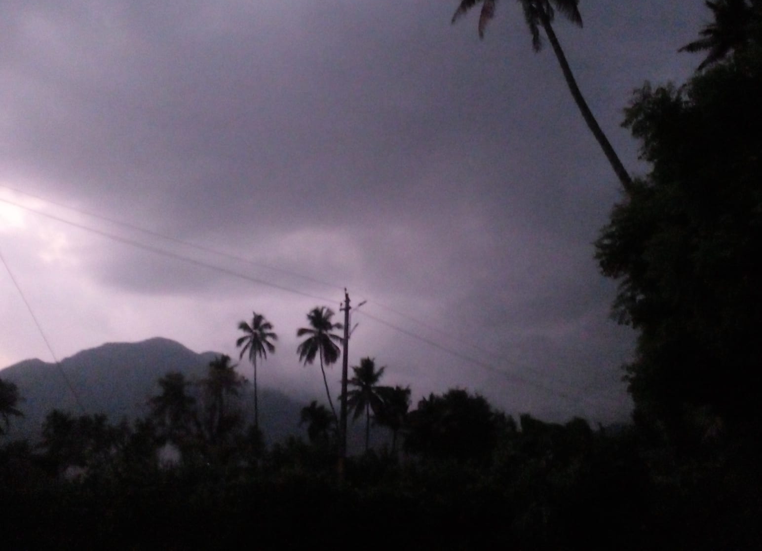 heavy-rainfall-alert